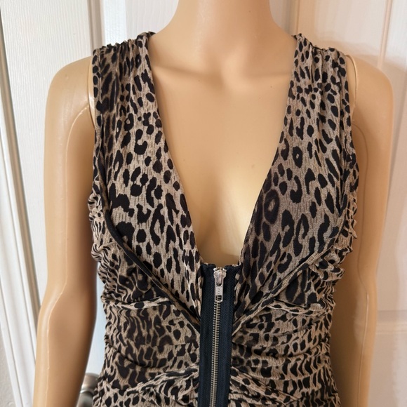 Leopard Print Y2K Bodycon Dress - Picture 2 of 8